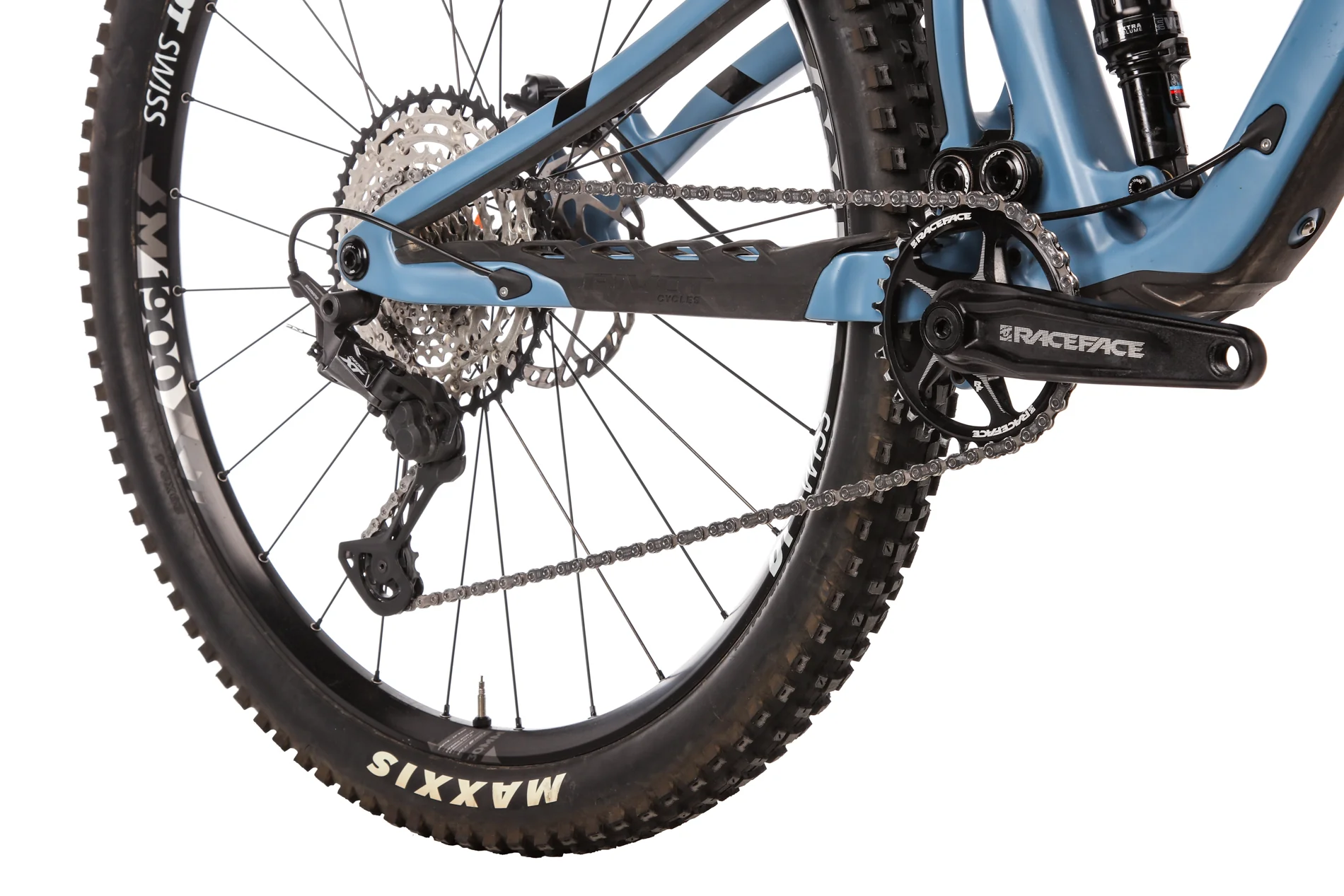 Pivot Trail 429 Race XT Mountain Bike - 2023, Large - Image 3