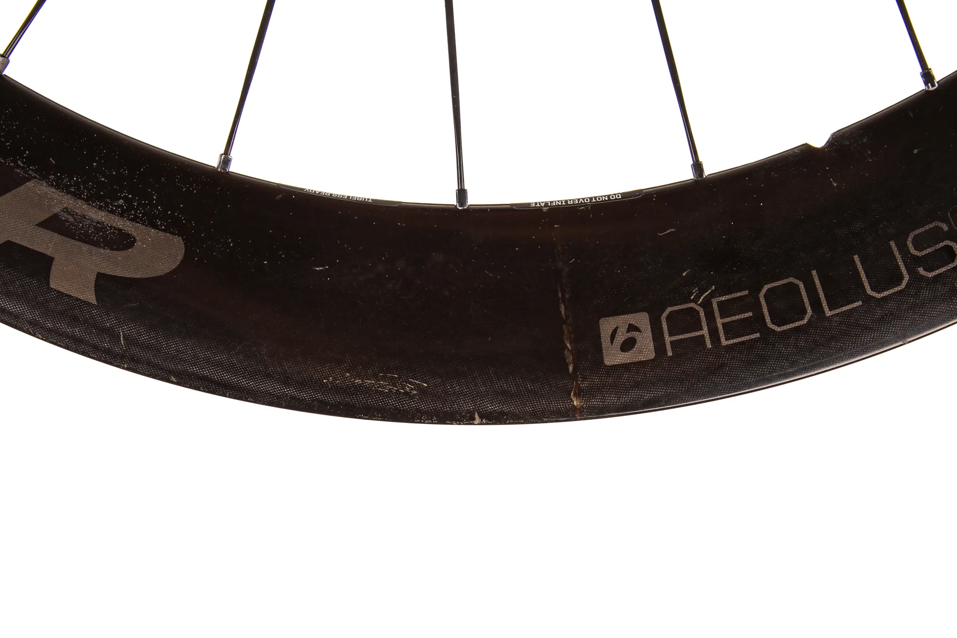 Bontrager Aeolus XXX 6 TLR Carbon Tubeless 700c Wheelset - Image 12