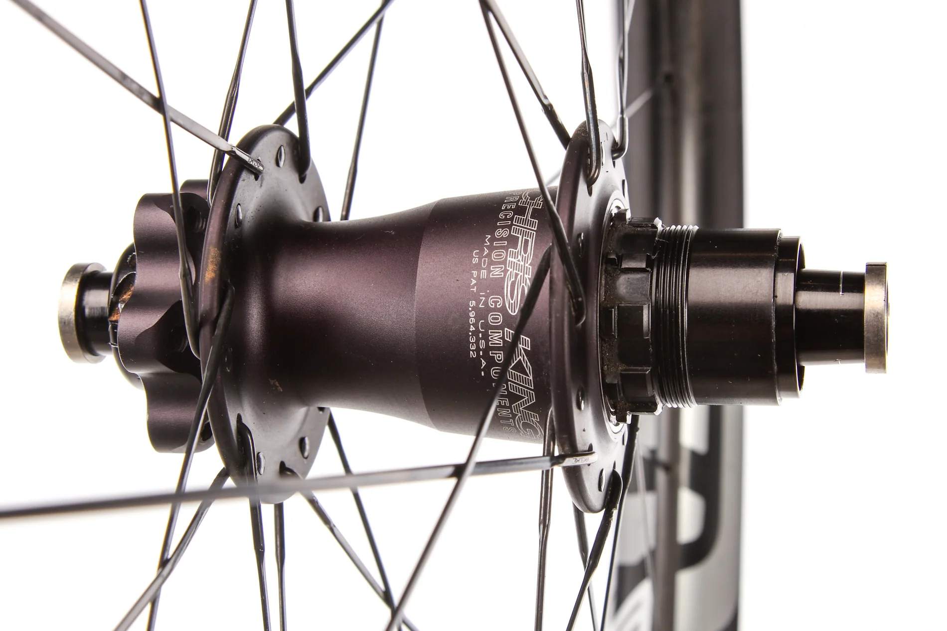 ENVE M635 Chris King Carbon Tubeless 27.5" Wheelset - Image 3