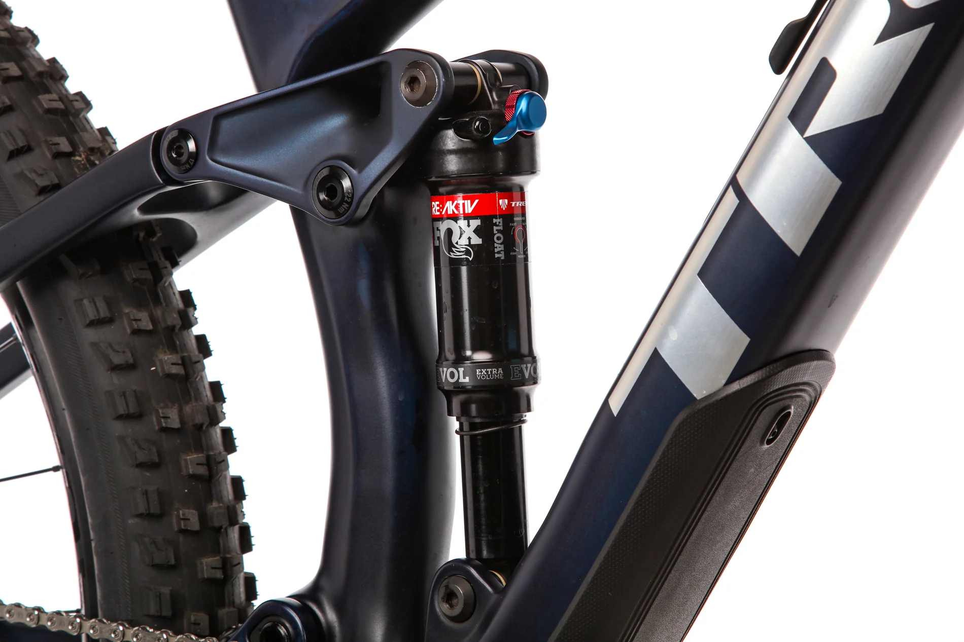 Trek Fuel EX 9.7 SLX/XT Mountain Bike - 2022, Medium - Image 4