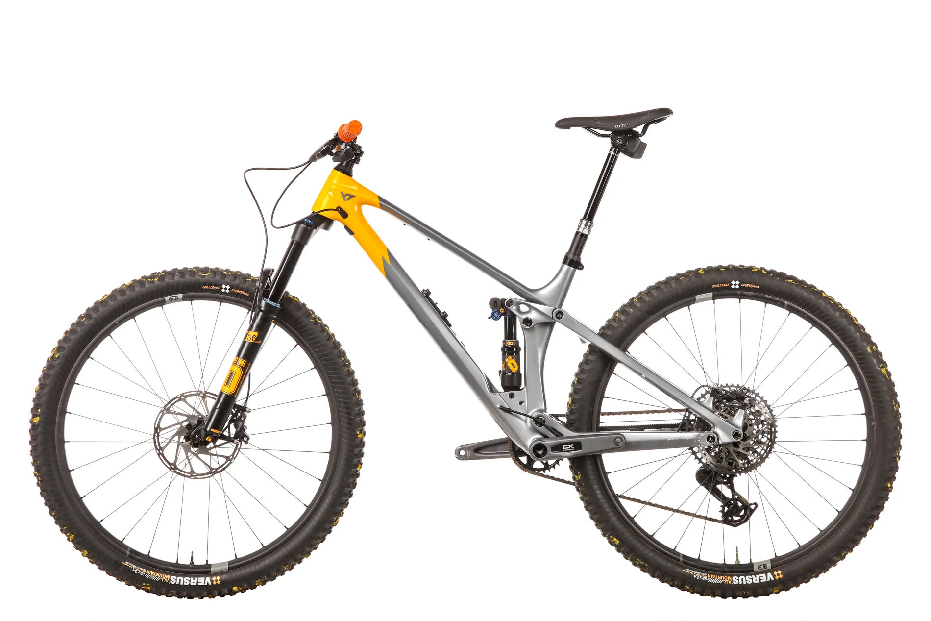 YT Izzo Core 4 Mountain Bike - 2023, Medium - Image 2