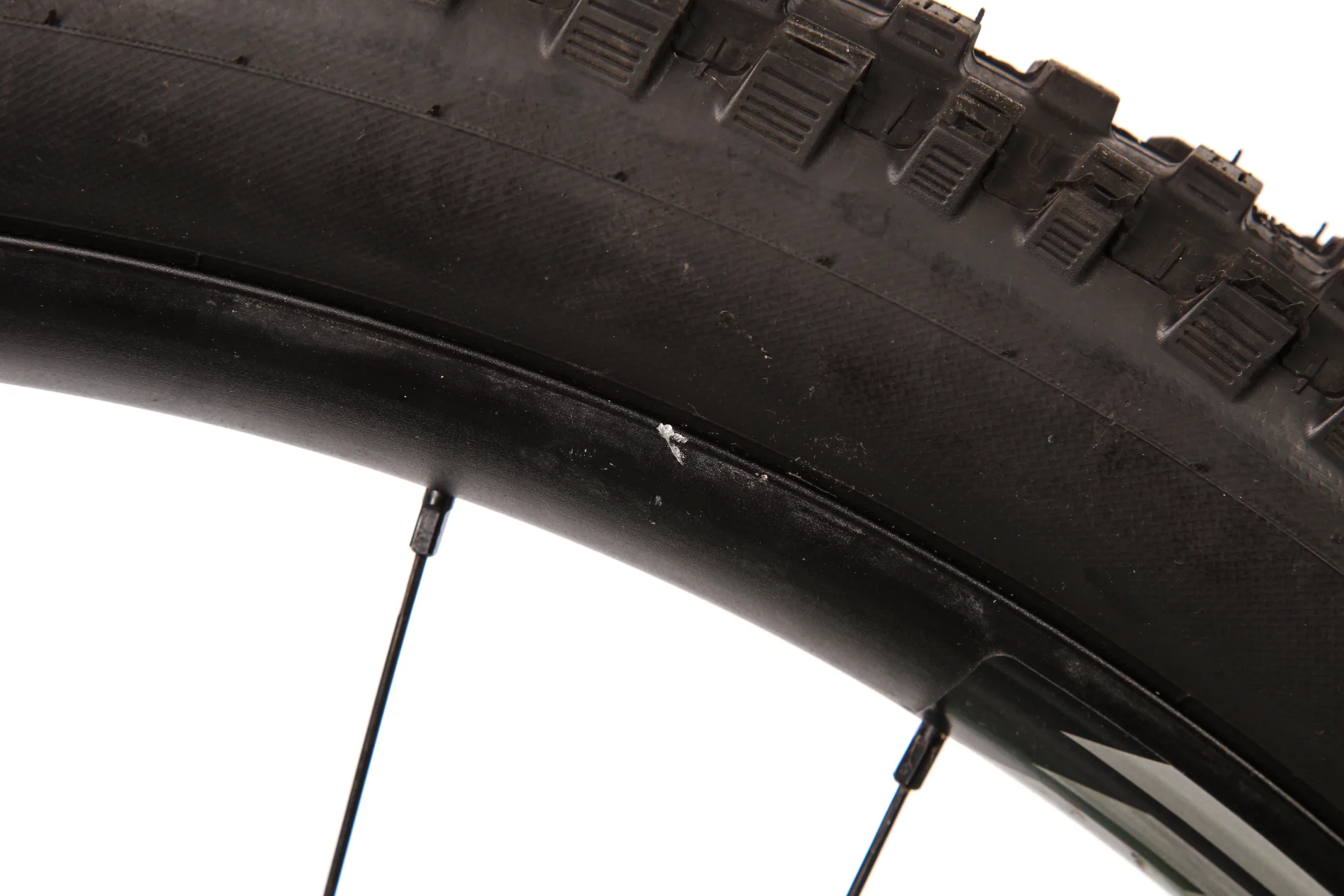 Propain Hugene 2 CF Mountain Bike - 2024, Medium - Image 11