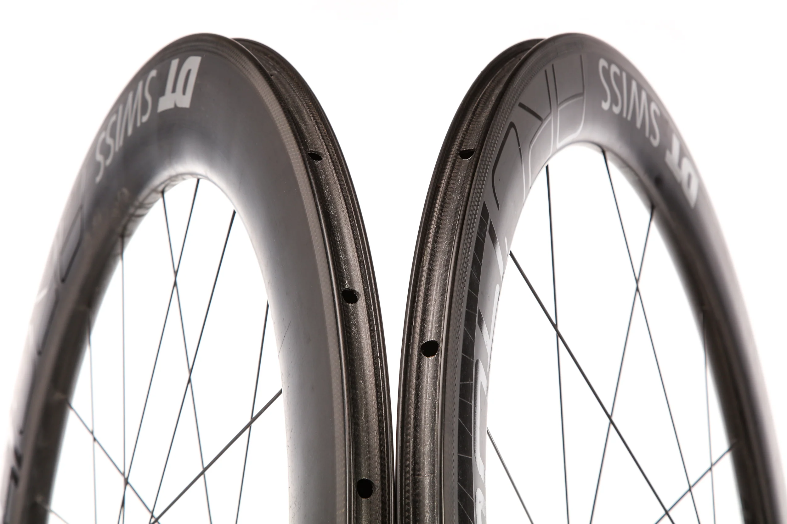 DT Swiss ARC 1400 DiCUT 62/80 Carbon Tubeless 700c Wheelset - Image 5
