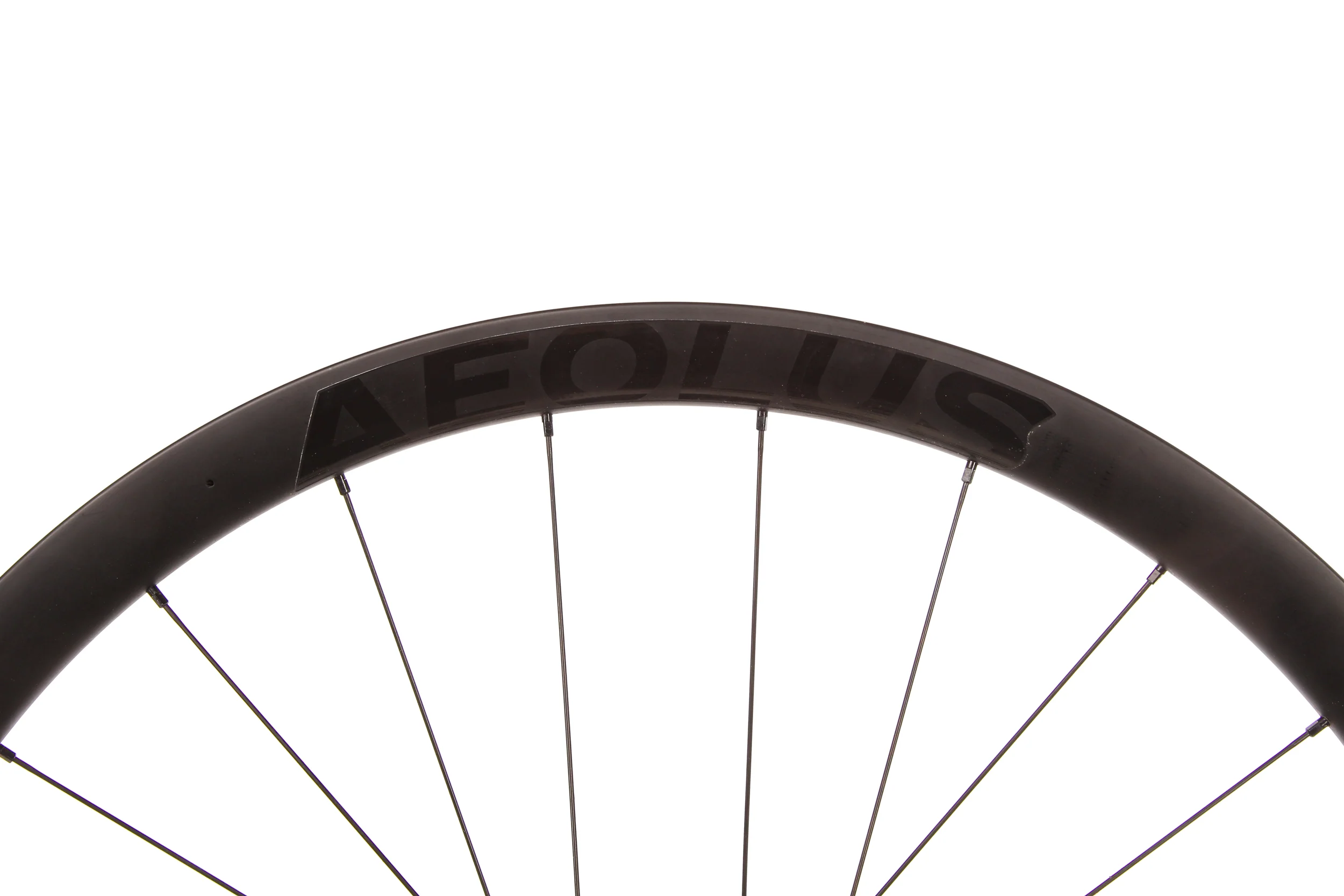 Bontrager Aeolus Elite V35 Carbon Tubeless 700c Wheelset - Image 6