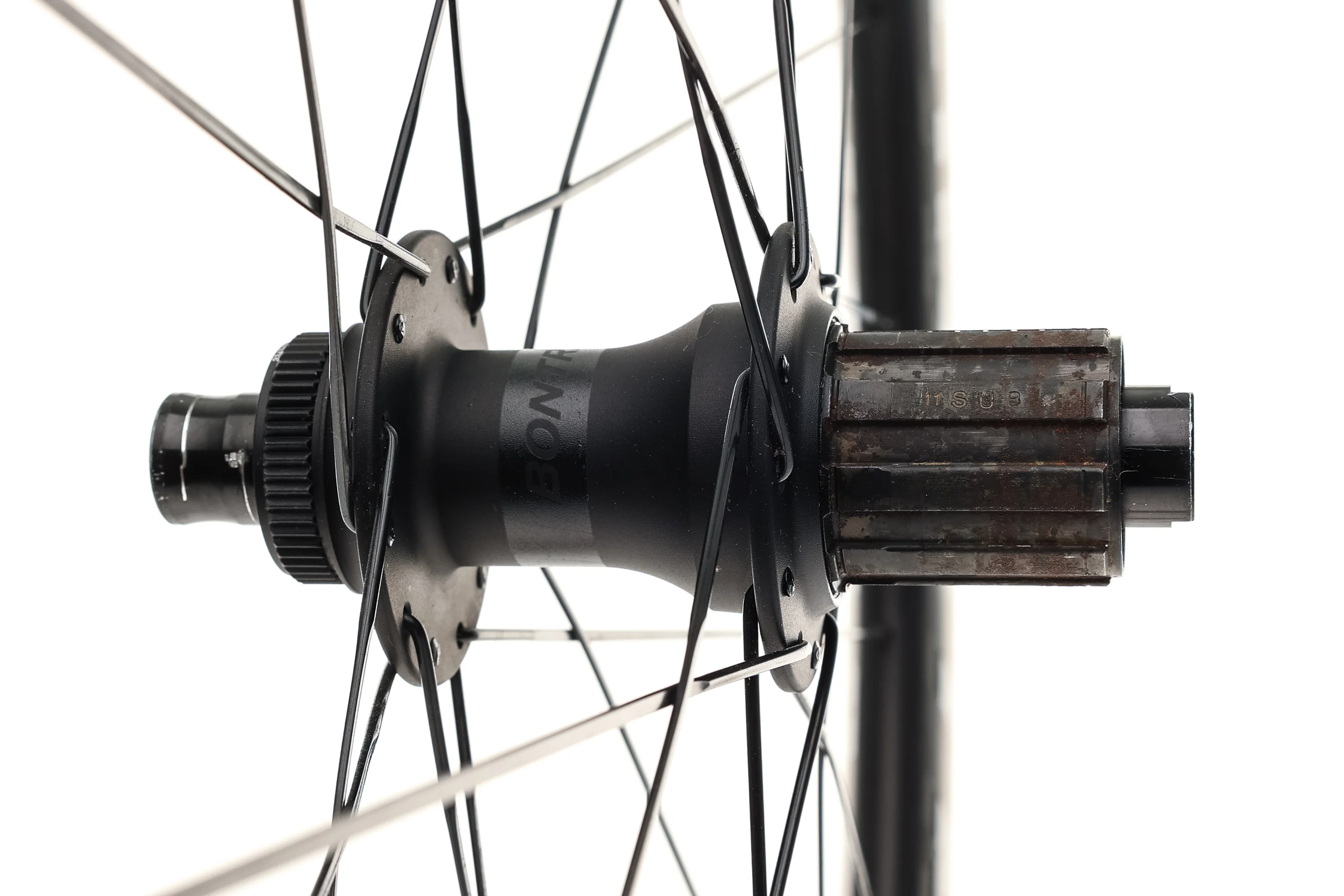 Bontrager Aeolus Elite 35 Carbon Tubeless 700c Wheelset - Image 3