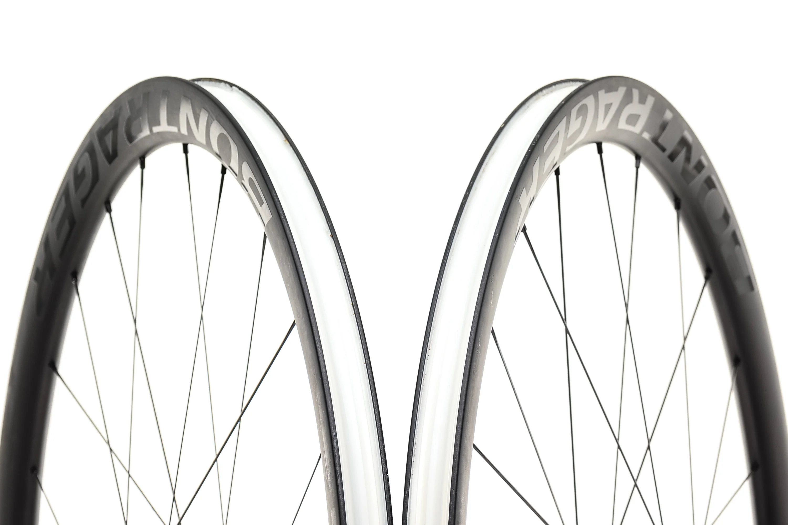 Bontrager Aeolus Pro 37 TLR Disc Carbon Tubeless 700c Wheelset - Image 5