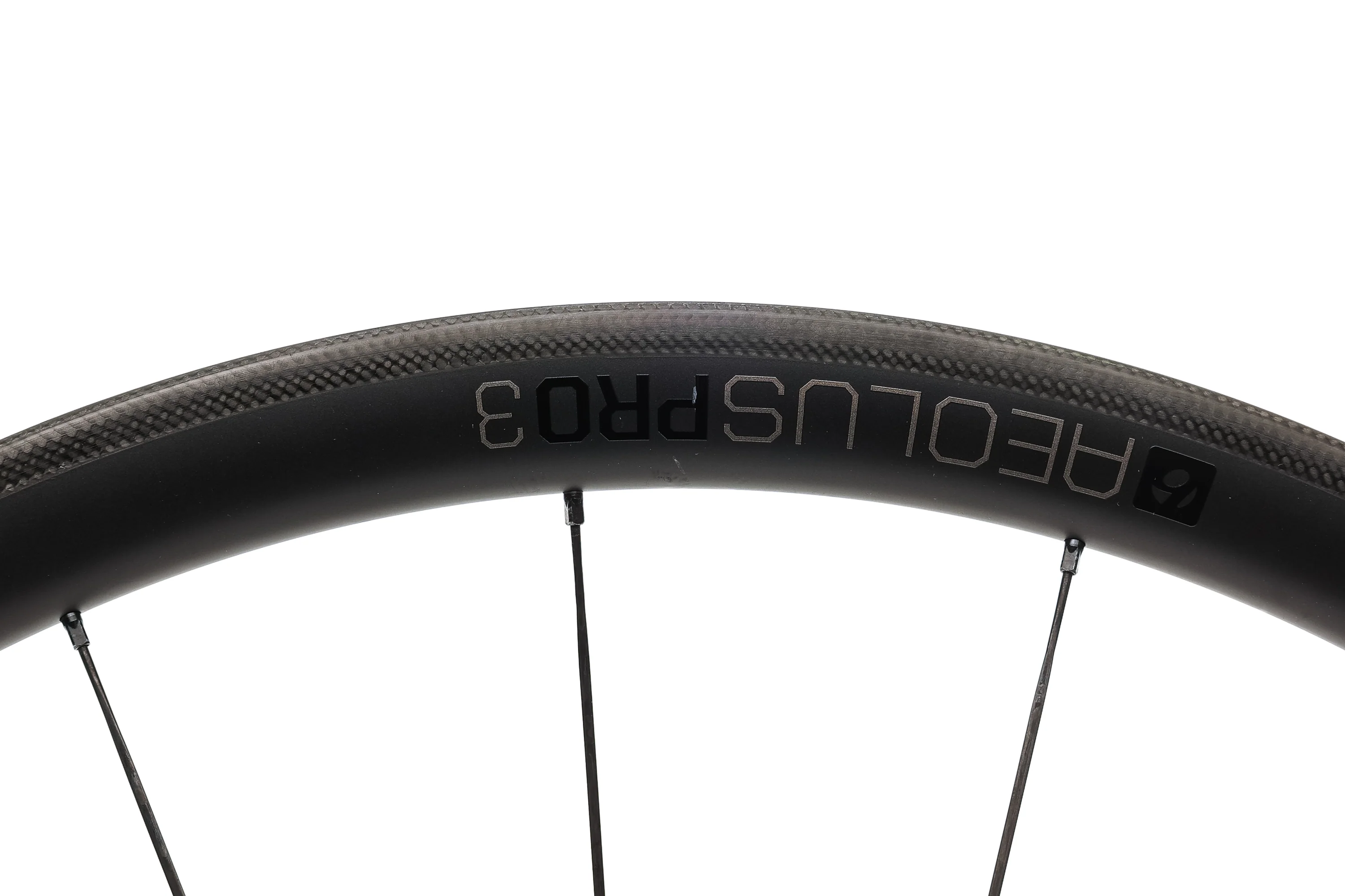 Bontrager Aeolus Pro 3 TLR Carbon Tubeless 700c Wheelset - Image 10