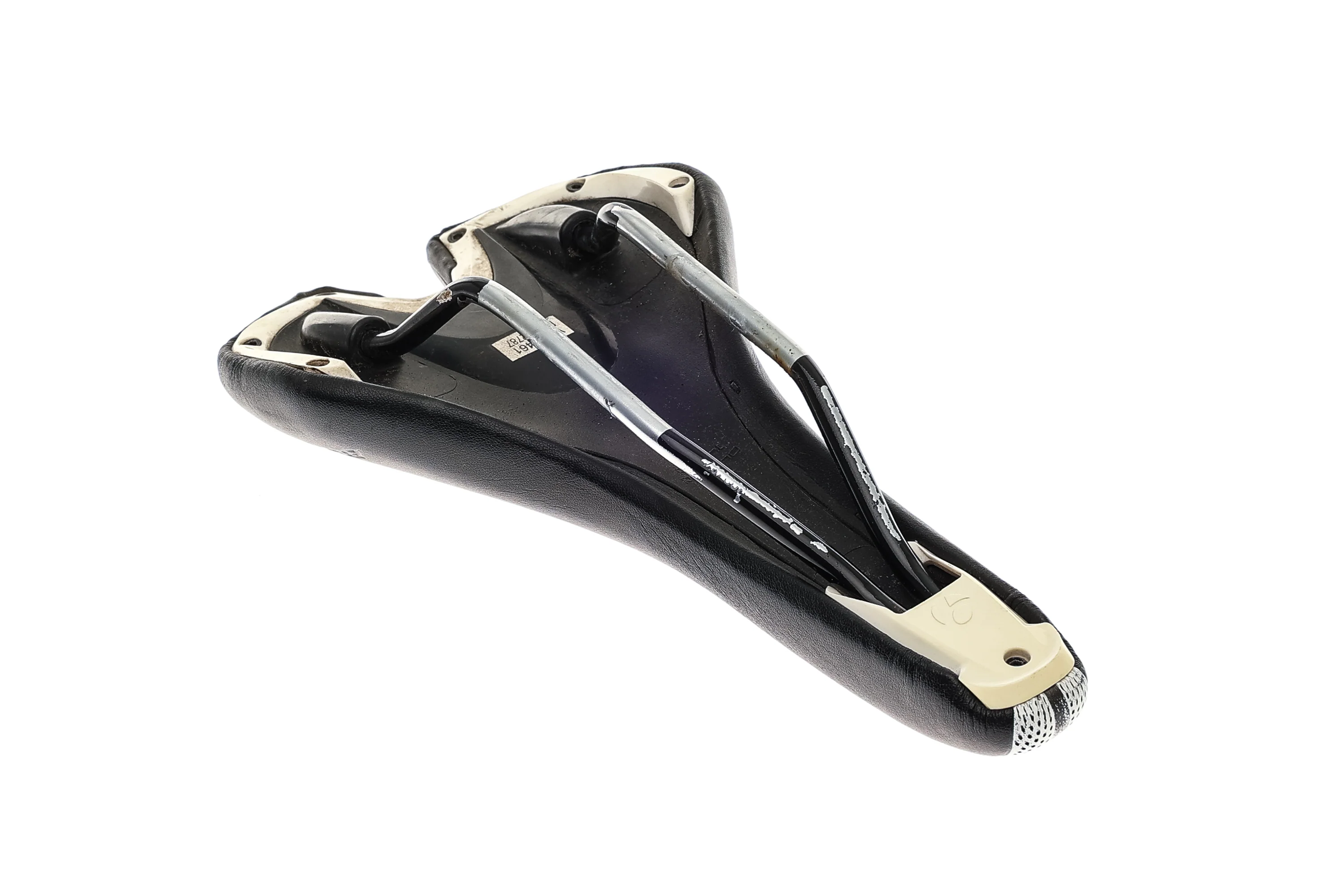 Bontrager Affinity 3 Saddle 138 mm CroMo Rails Black/White - Image 2