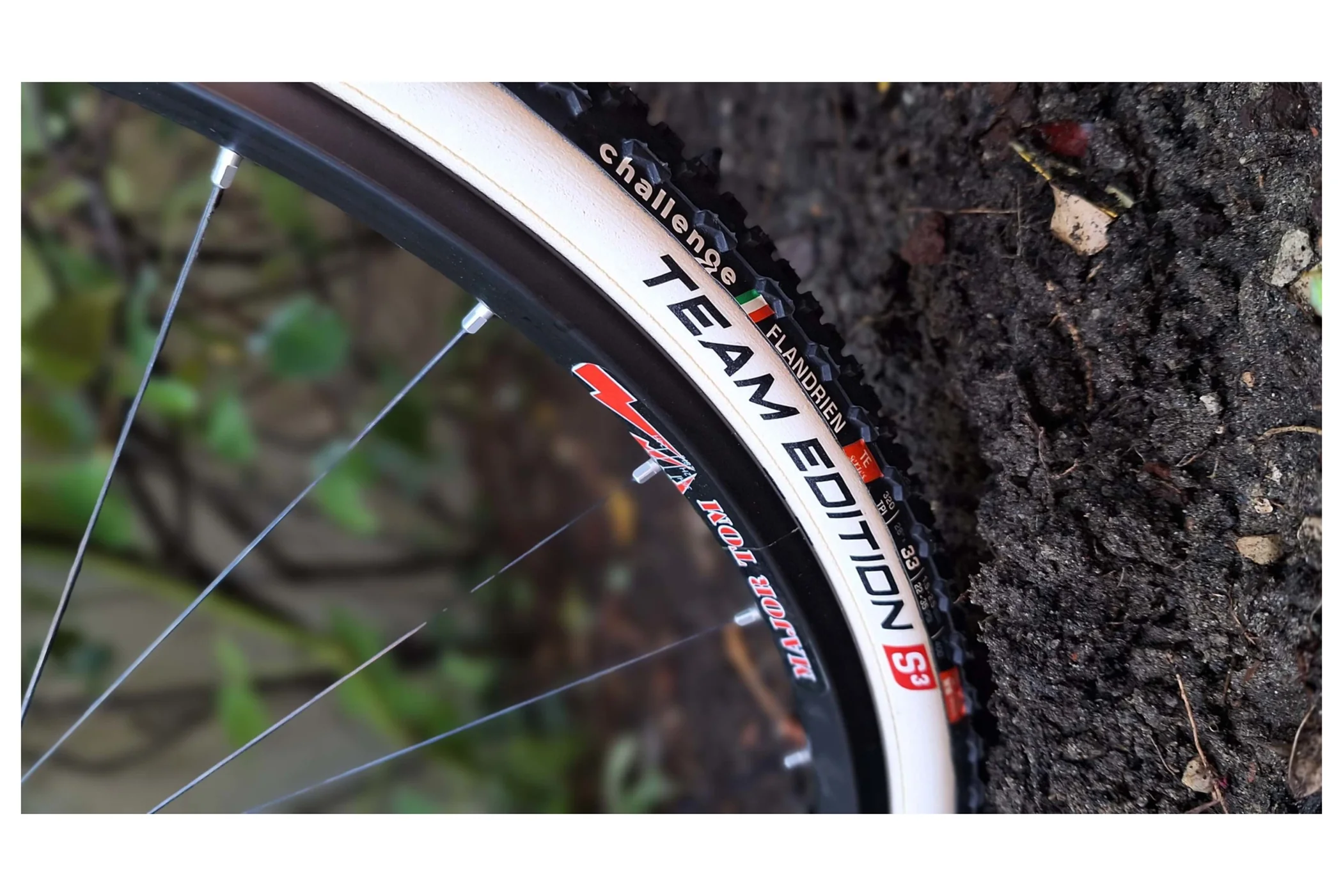 Challenge Flandrien TE S 700c x 33mm Tubular Tire - Image 3