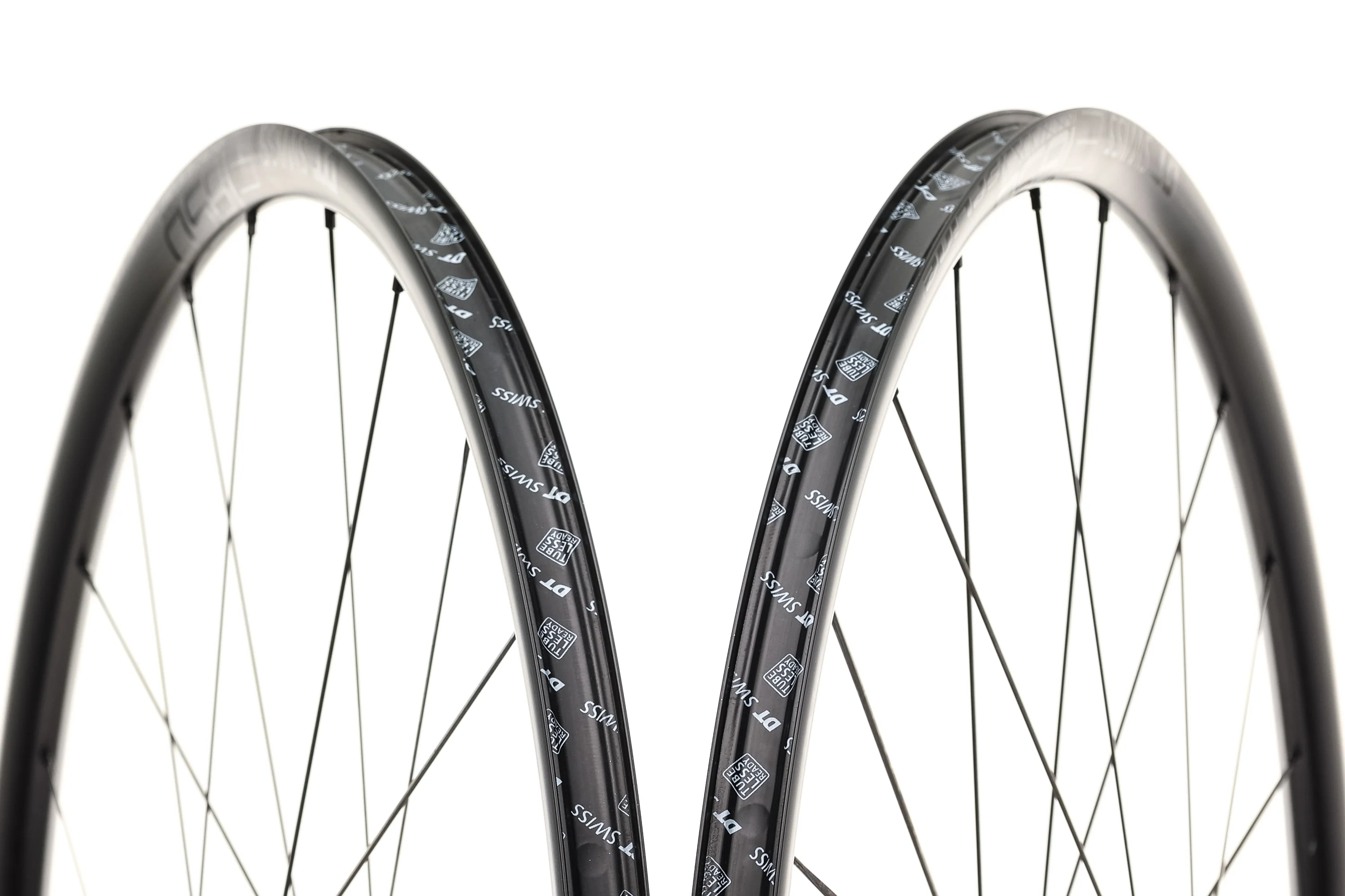 DT Swiss E 1850 Spline Aluminum Tubeless 700c Wheelset - Image 5