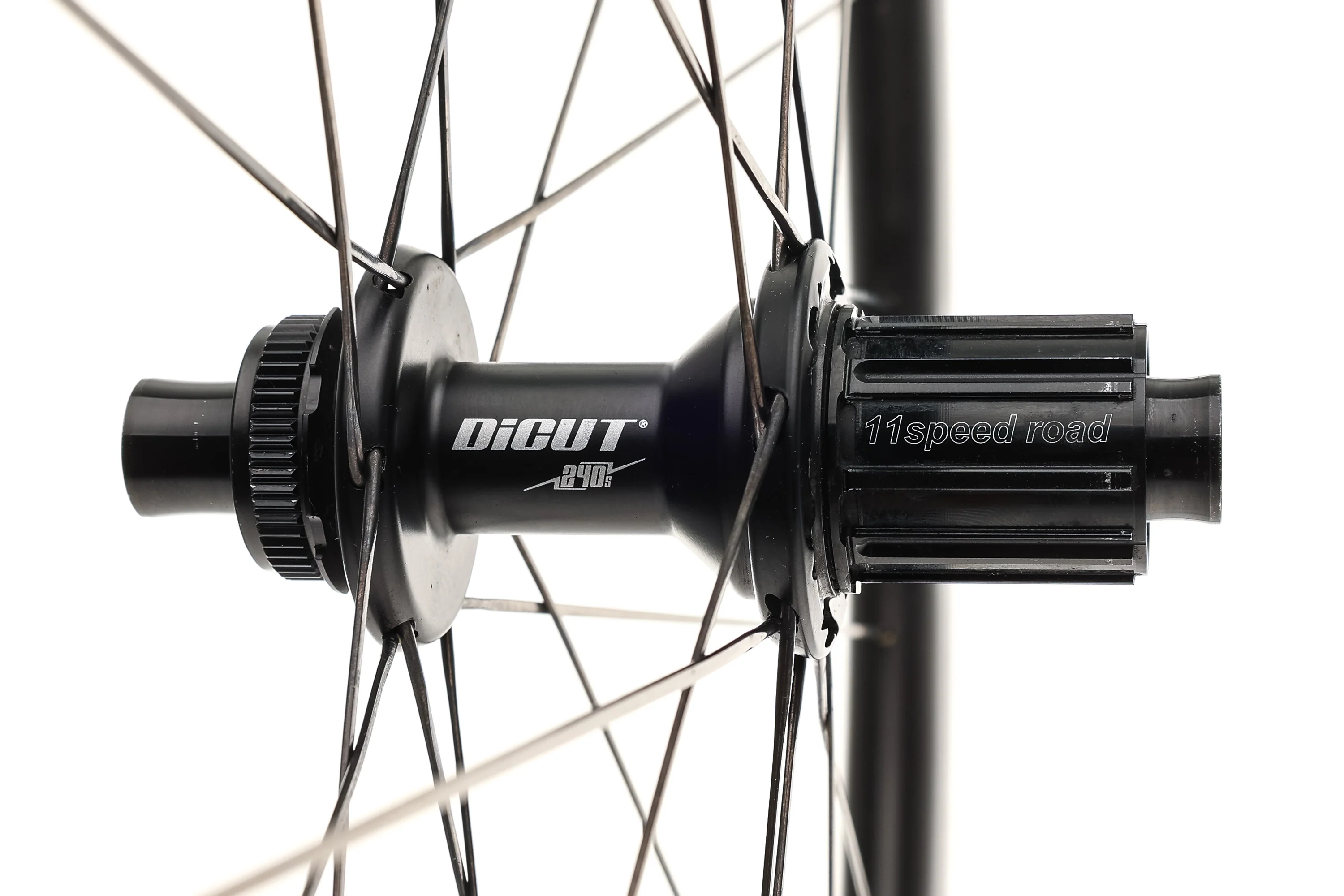 DT Swiss PRC 1100 DiCUT 35 Carbon Tubeless 700c Wheelset - Image 3