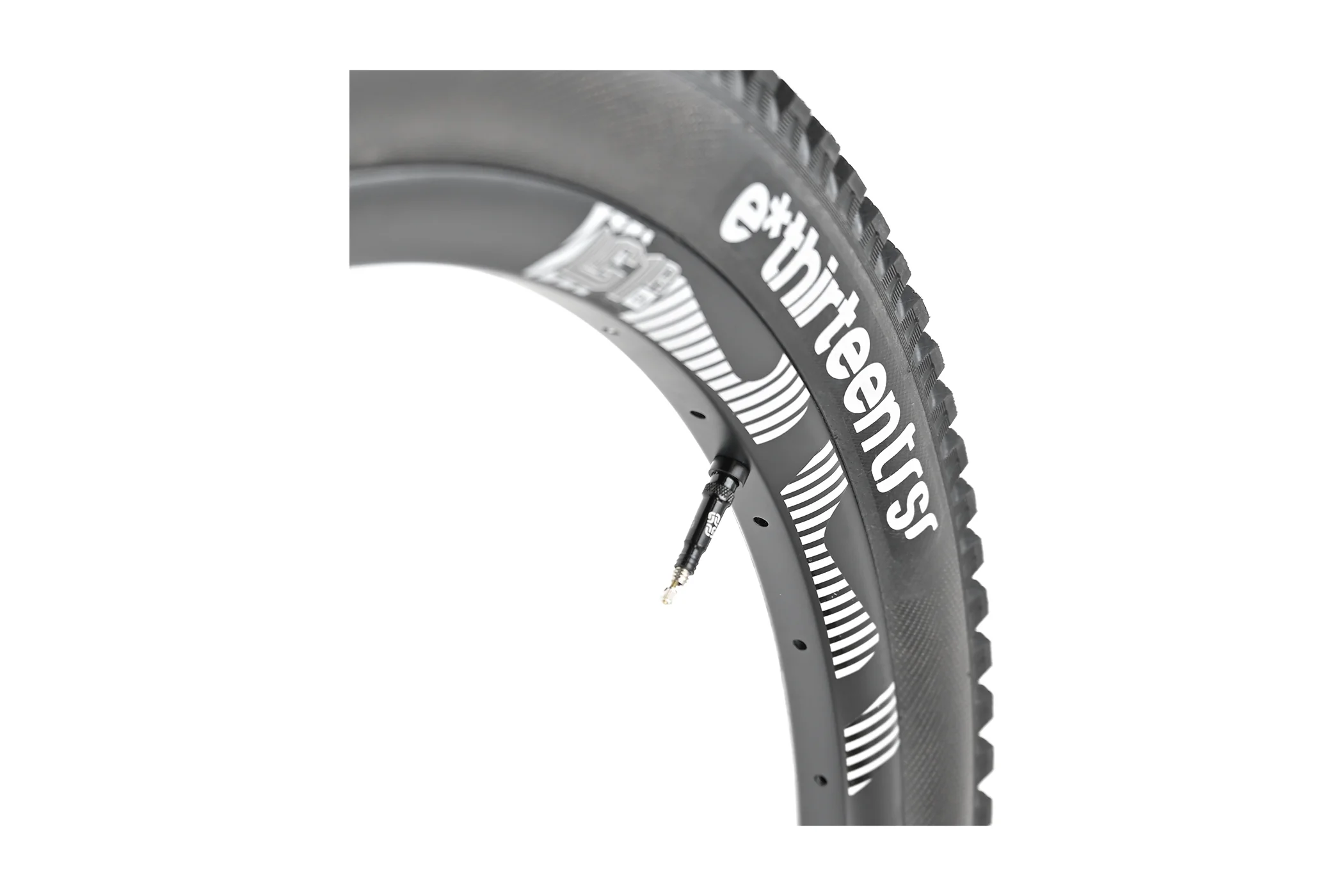 e*thirteen TRS Race Semi-Slick Trail Tire 2.35" 120 TPI Tubeless - Image 2