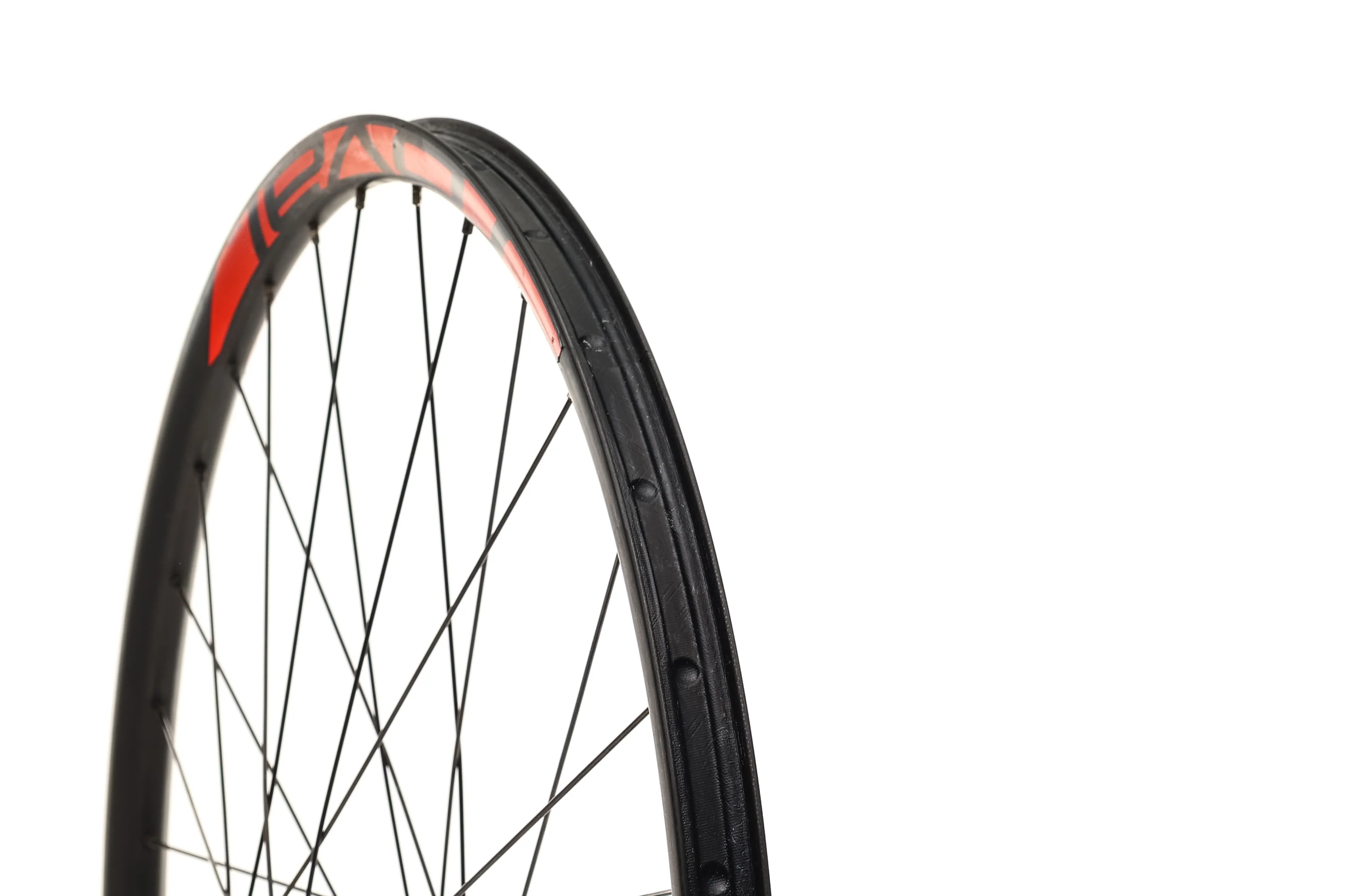 Roval Traverse Carbon Tubeless 29" Front Wheel - Image 4