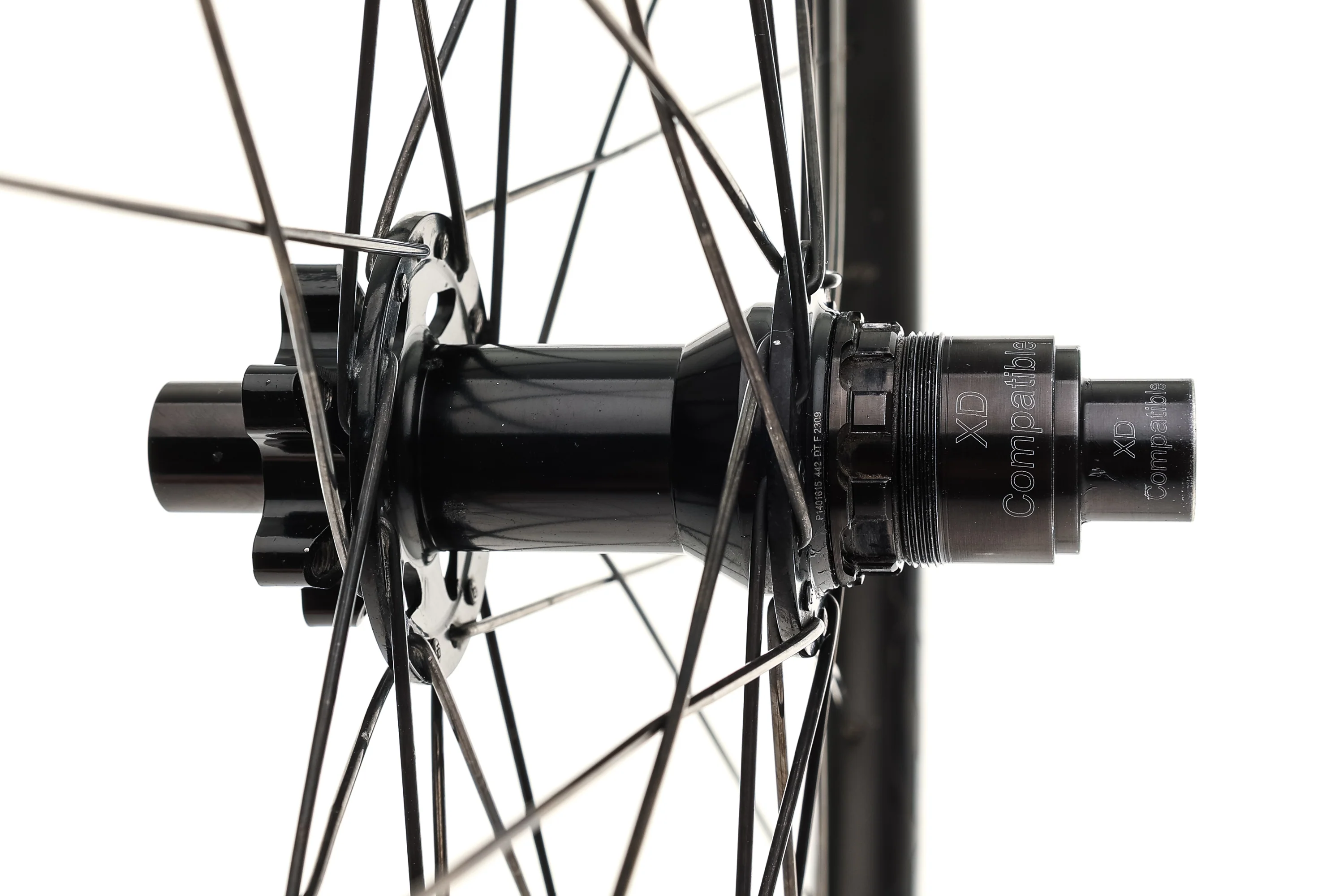 NOX Skyline 29 w/ DT Swiss 240s Hubs Carbon Tubeless 29" Wheelset - Image 3