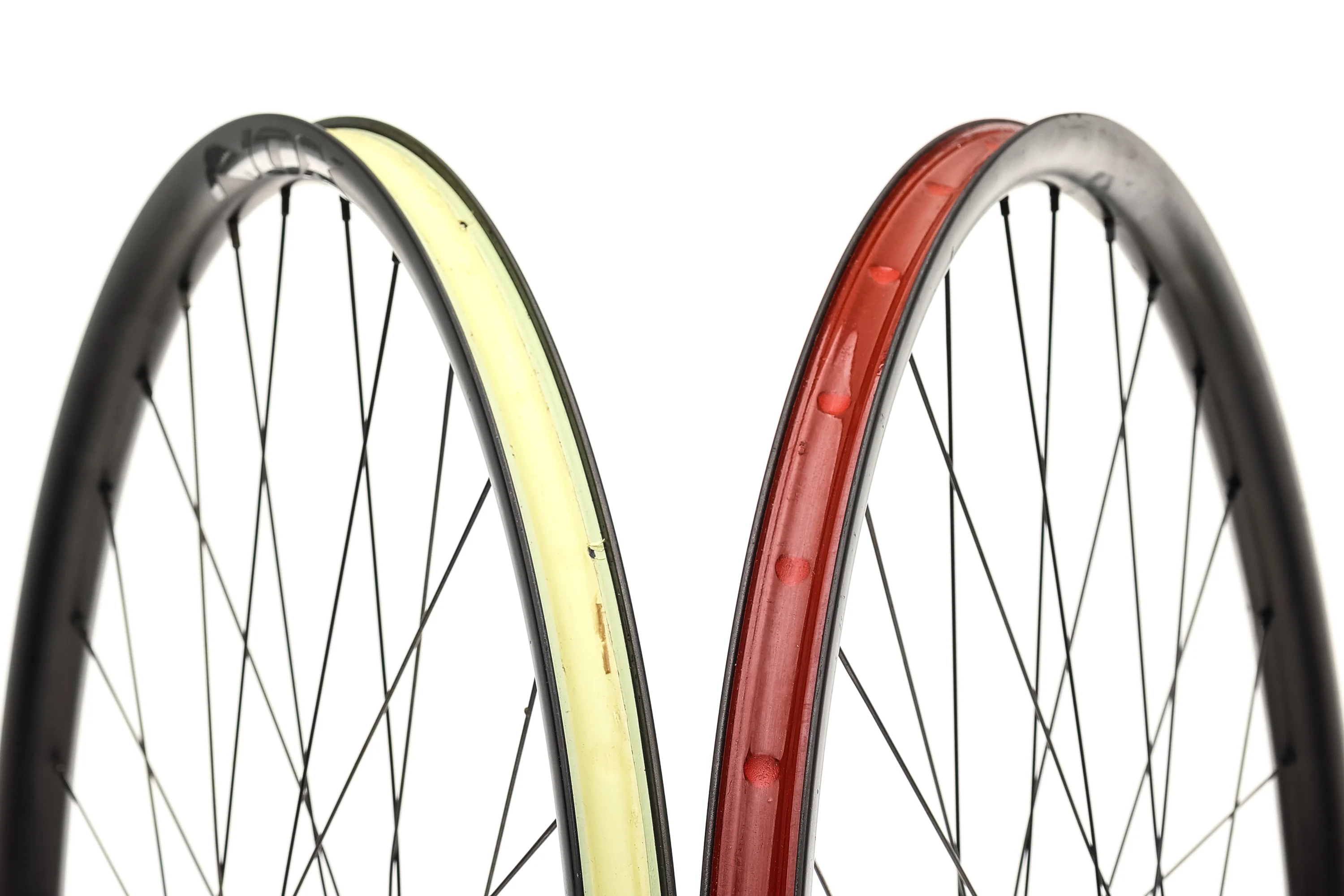 NOX Skyline 29 w/ DT Swiss 240s Hubs Carbon Tubeless 29" Wheelset - Image 5