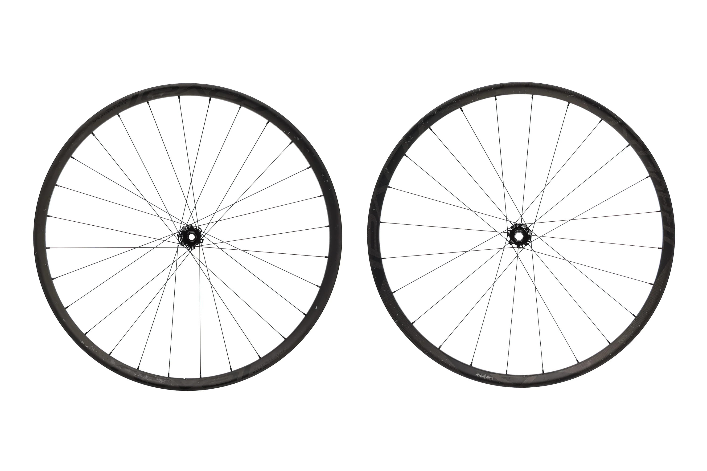 Roval Traverse SL Carbon Tubeless 29" Wheelset - Image 2