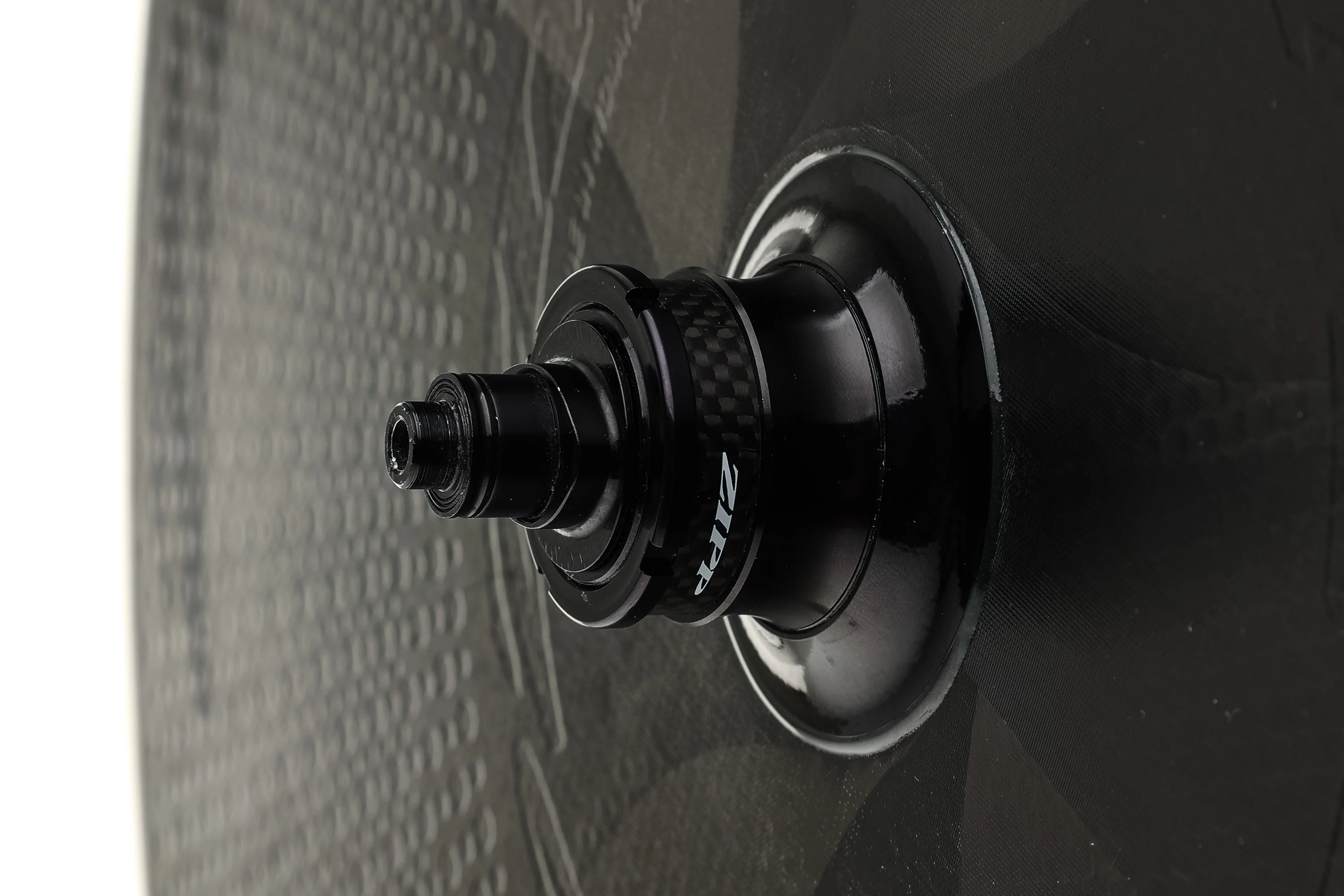 Zipp Super-9 Carbon Clincher 700c Rear Wheel - Image 4